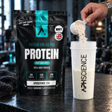 Whey Protein Mint Choc Chip - pour